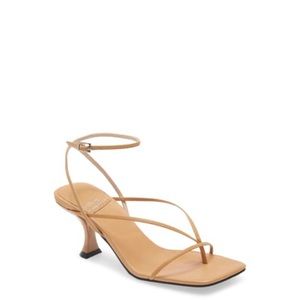 Jeffrey Campbell fluxx sandals